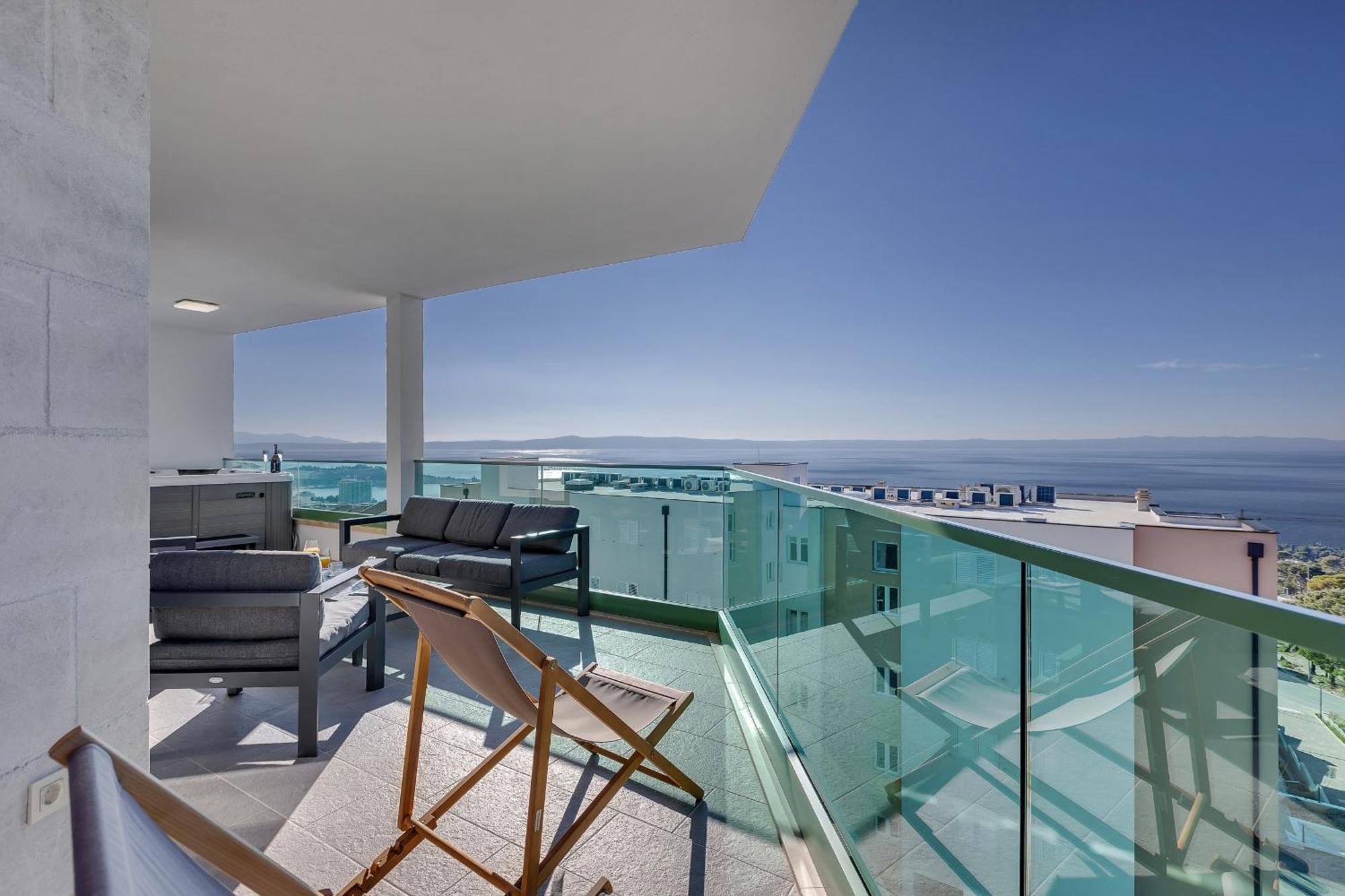 Exclusive Penthouse Big Blue With Private Jacuzzi Lägenhet Makarska Exteriör bild