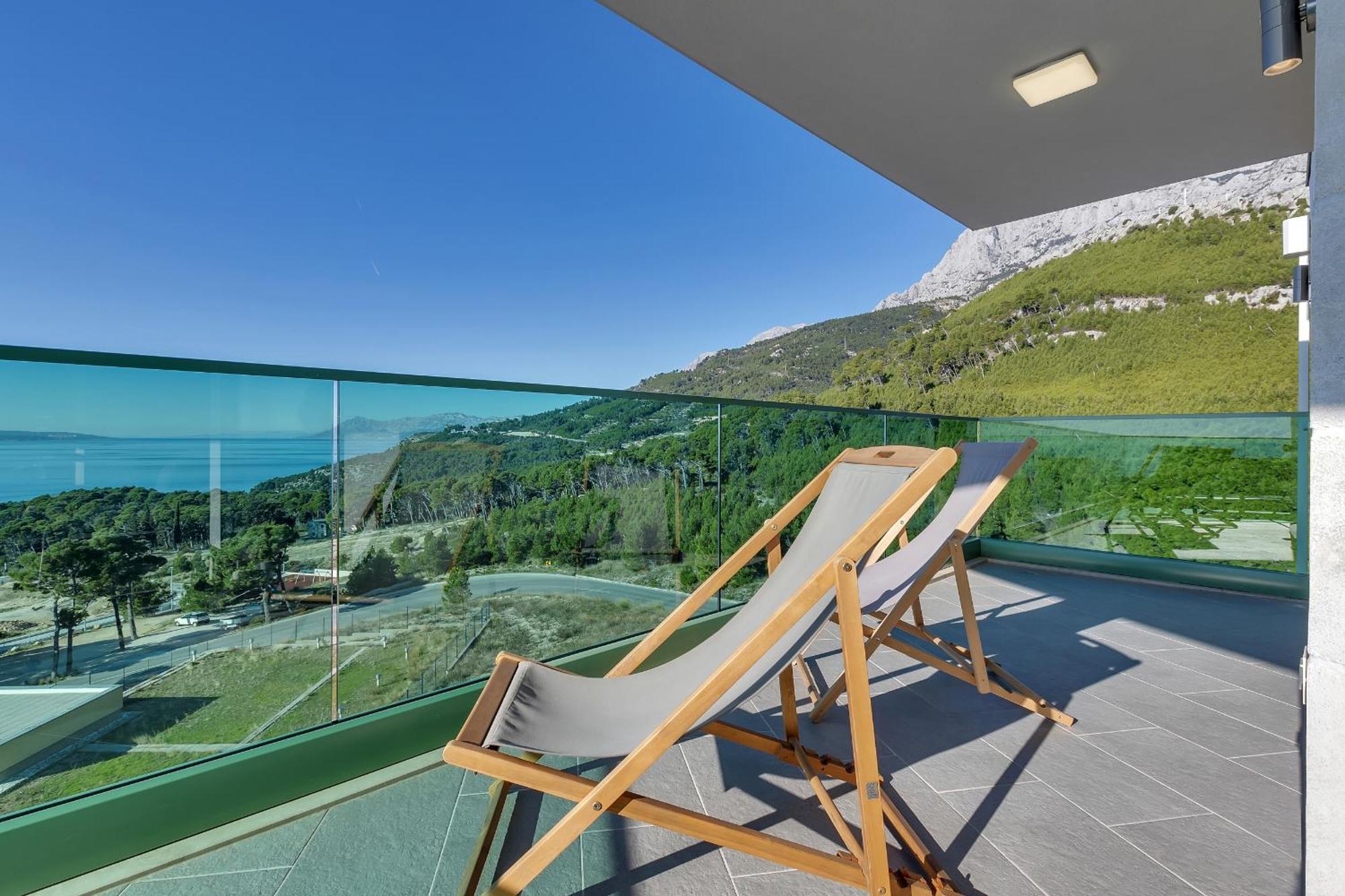 Exclusive Penthouse Big Blue With Private Jacuzzi Lägenhet Makarska Exteriör bild