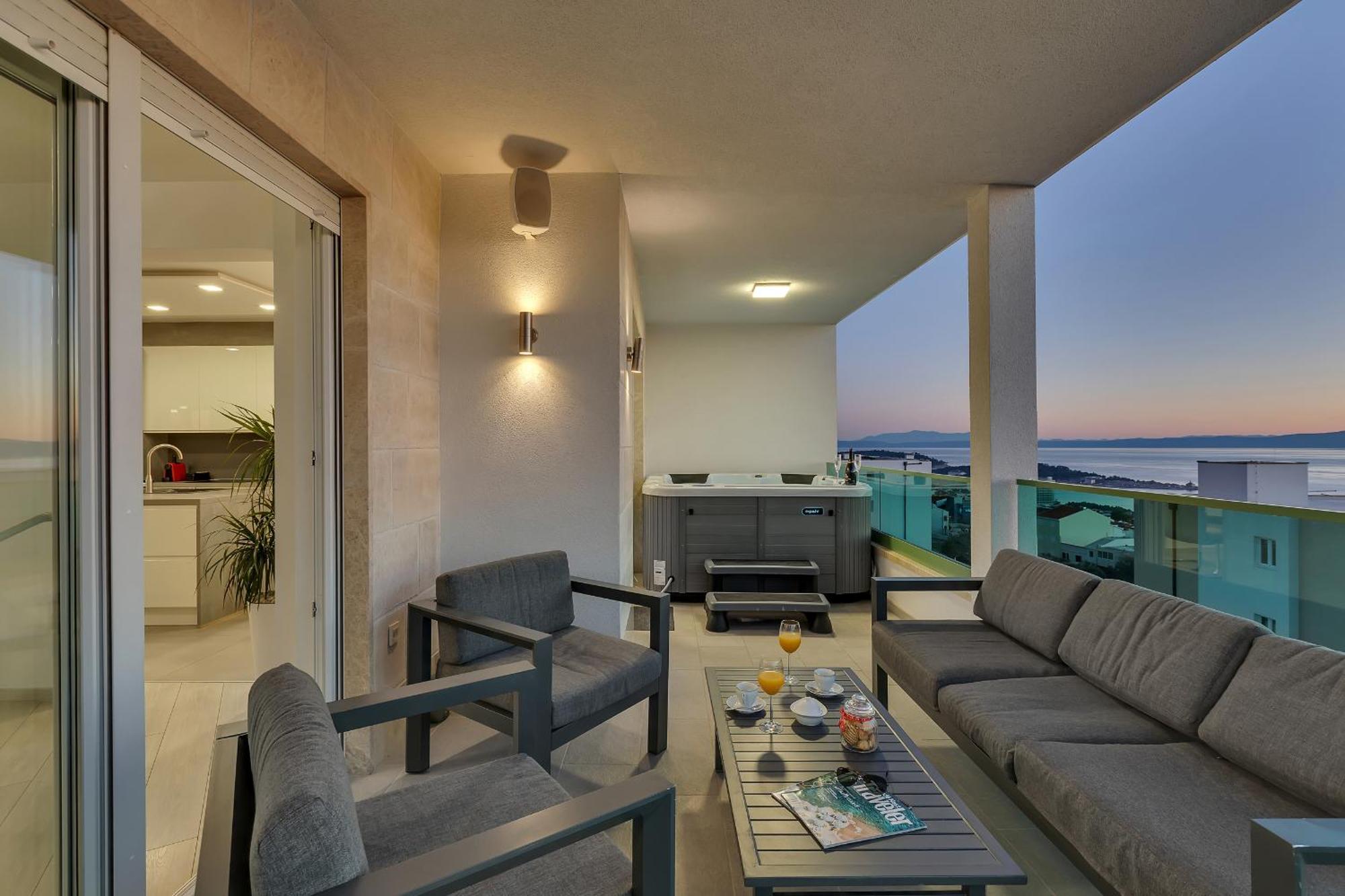 Exclusive Penthouse Big Blue With Private Jacuzzi Lägenhet Makarska Exteriör bild