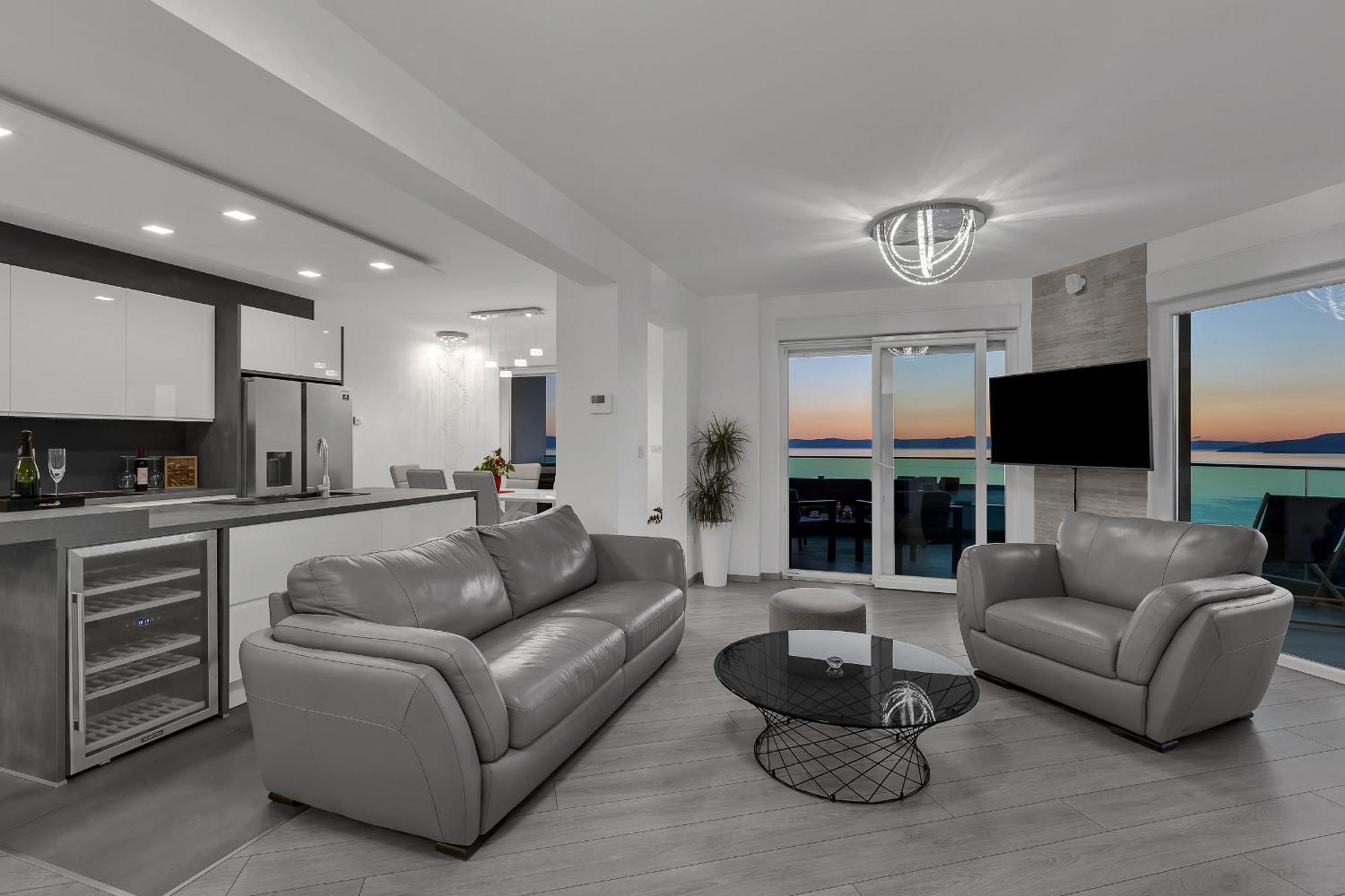 Exclusive Penthouse Big Blue With Private Jacuzzi Lägenhet Makarska Exteriör bild