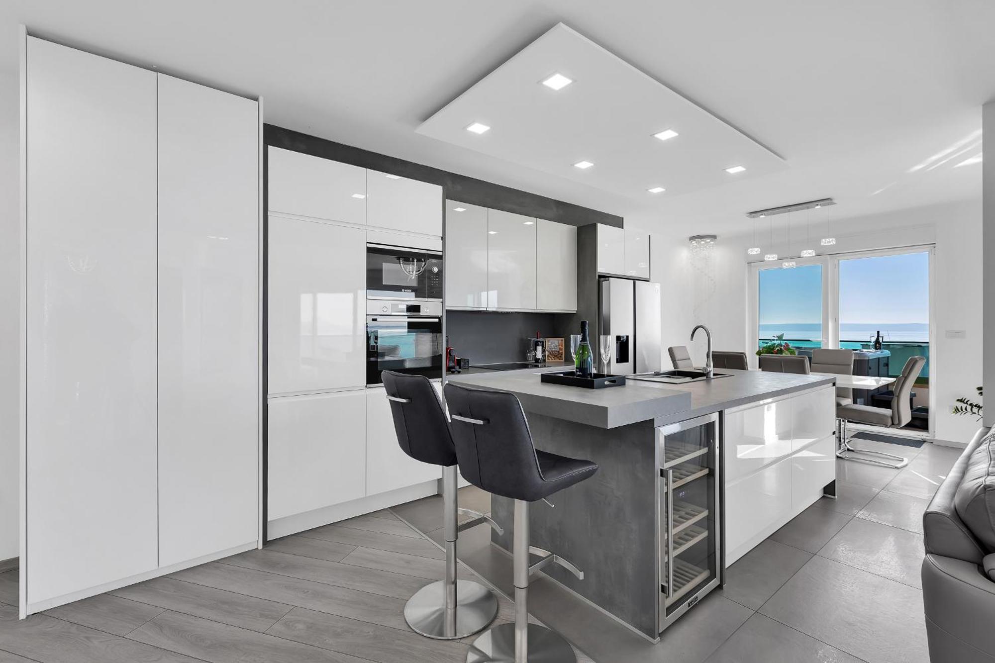 Exclusive Penthouse Big Blue With Private Jacuzzi Lägenhet Makarska Exteriör bild